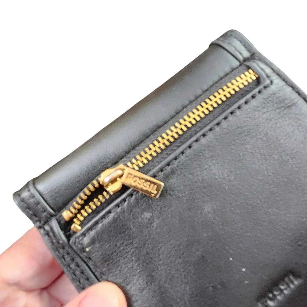 Fossil black leather